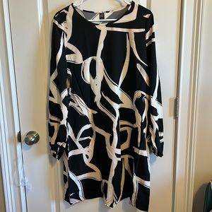 EMERY ROSE Graphic Print Tunic Dress size Large (8/10)
